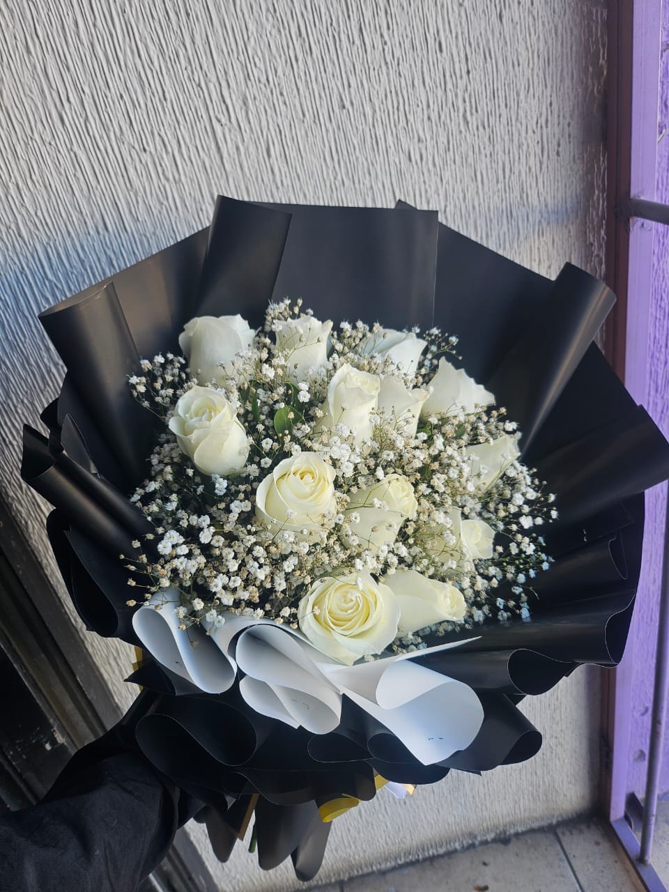 Docena blanca elegante