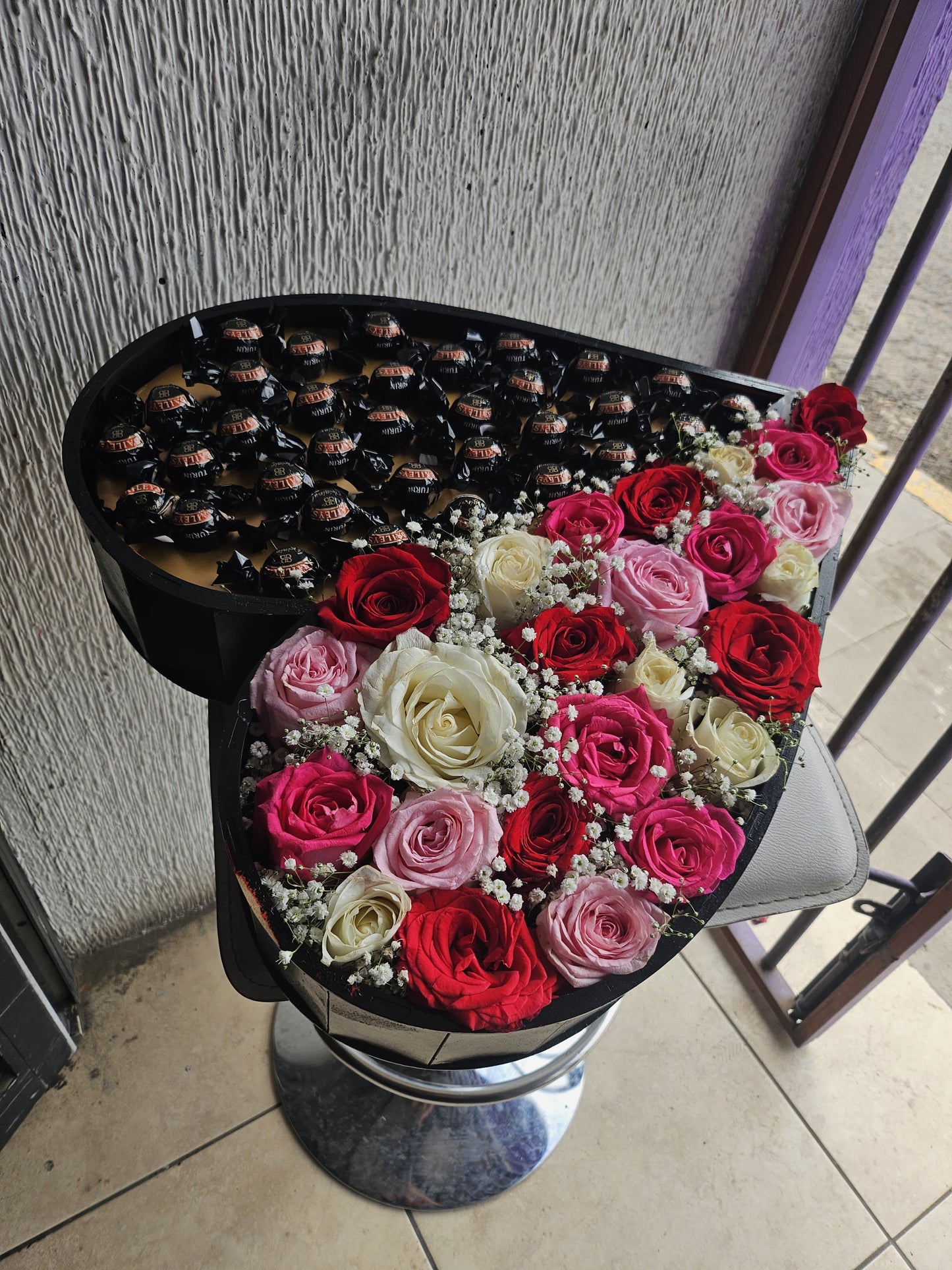 Caja Floral con chocolates