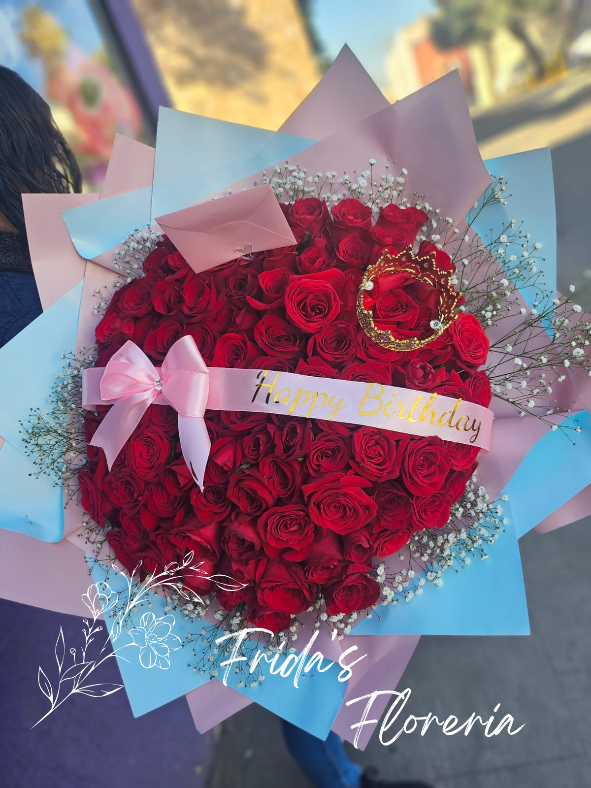 100 Rosas con Corona