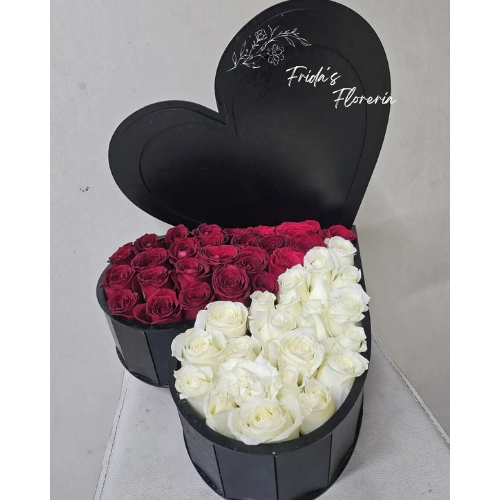 Caja de corazon con rosas mixto