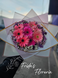 8 Gerberas