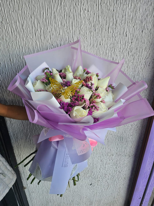 24 Rosas blancas especial de Frida's
