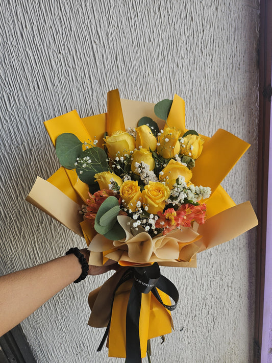 9 Rosas amarillas