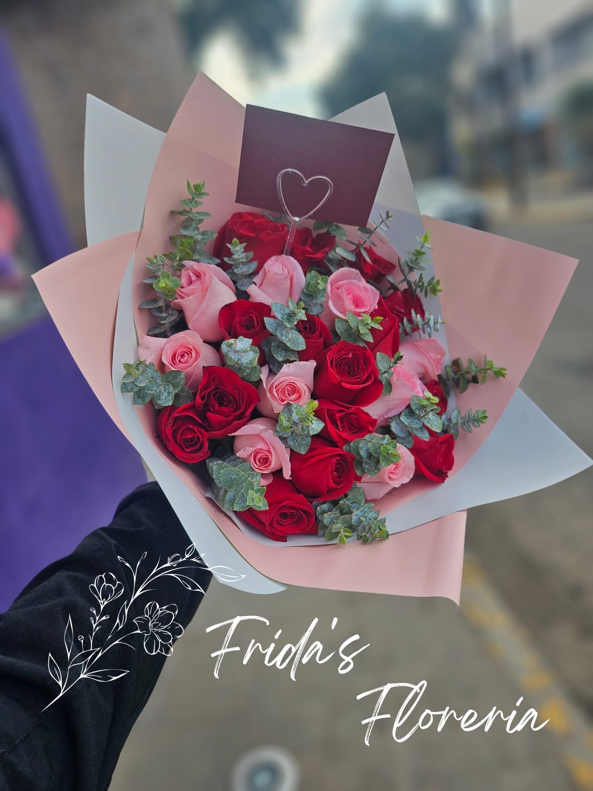 24 Rosas con dollar