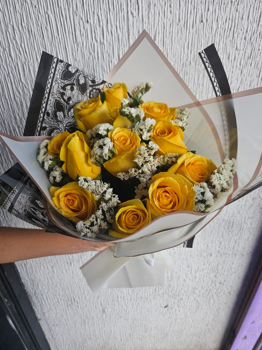 Docena de rosas amarillas