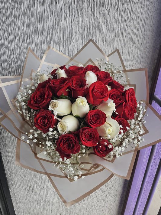 24 rosas mixto