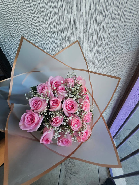 Ramo de 18 rosas rosa