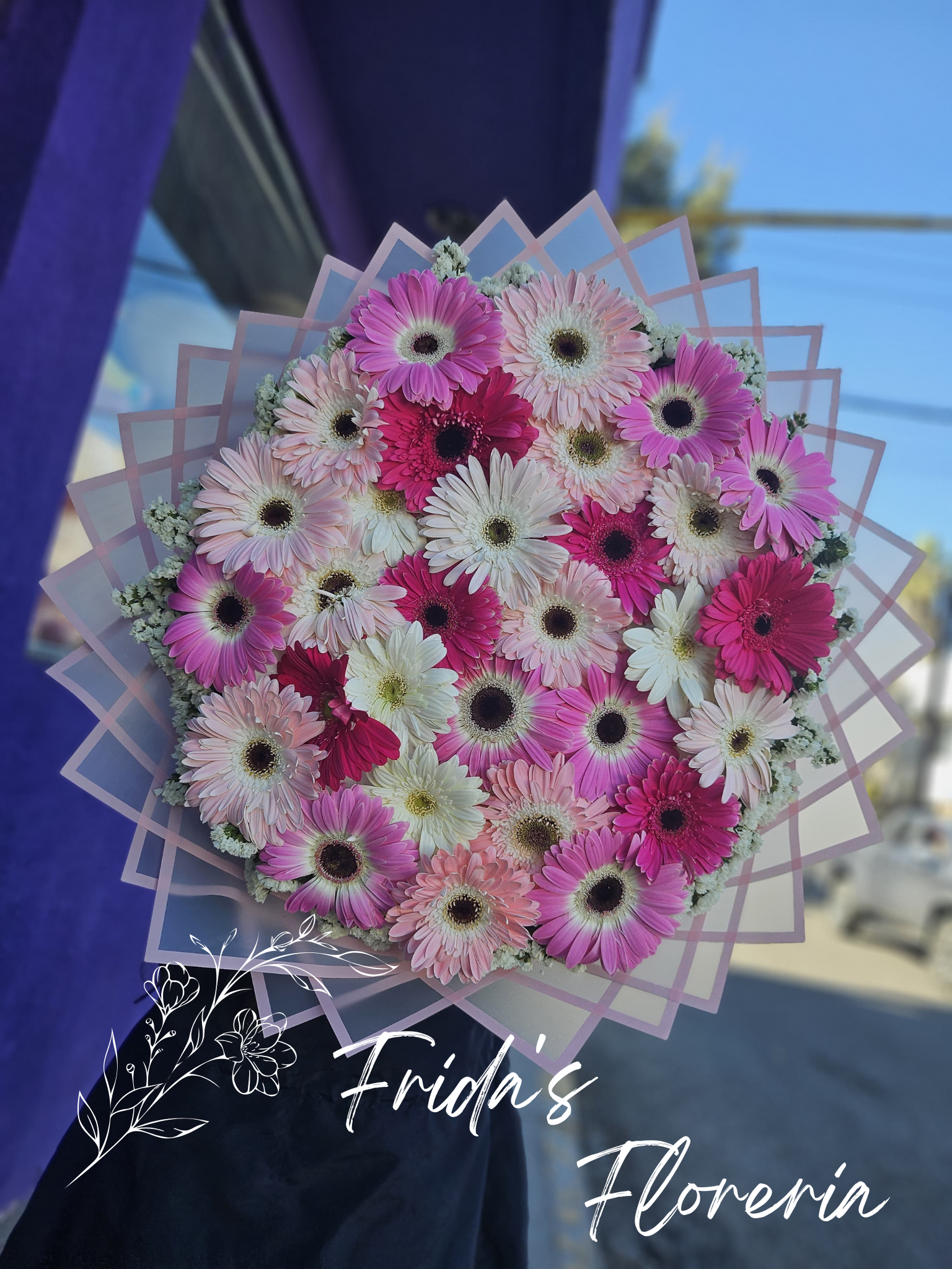 30 Gerberas