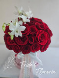 Bouquet redondo con orquidea
